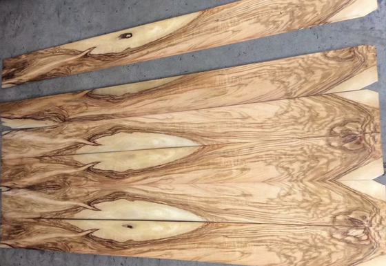 Faisceau de bois naturel de bois d'olivier