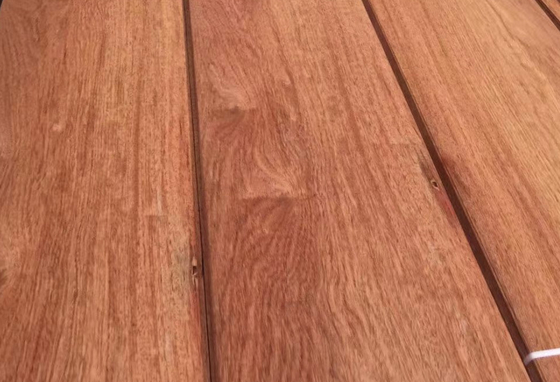 Poire birmane résistante au feu Finition en bois naturel pour la décoration intérieure des navires