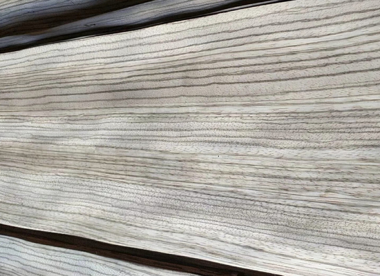 Veneur de bois naturel de type zèbre